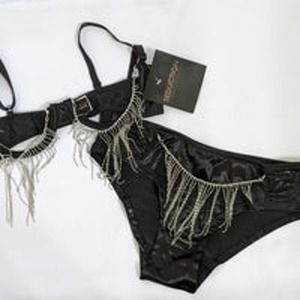 NEW Seduction by Fredericks of Hollywood Bra Panties set Sz small embellished